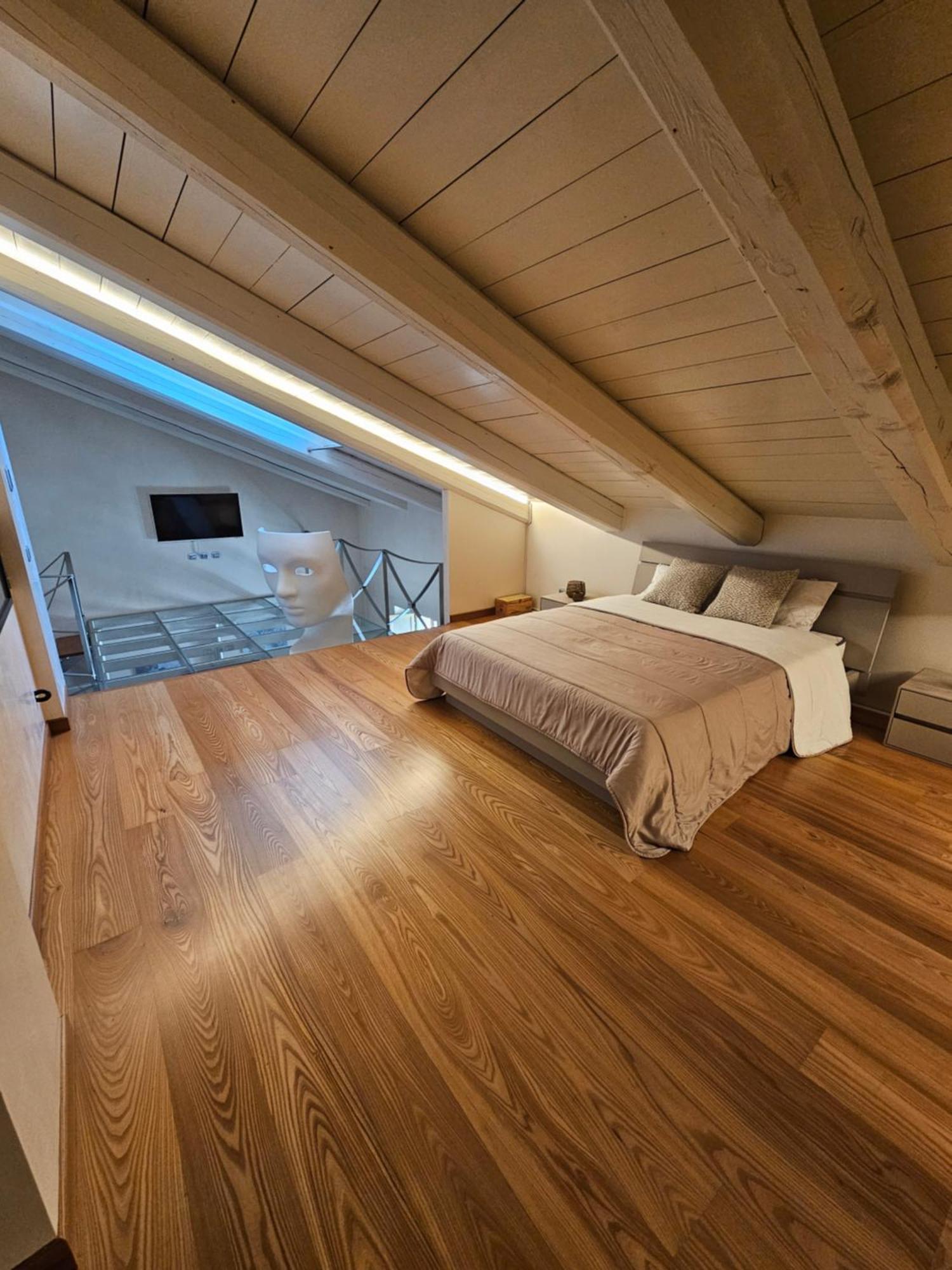 Luxury In The Center Of Alba!! Apartment *